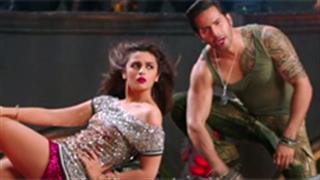 Just Out! Catch Alia and Varun jiving on ground jolting 'Saturday Saturday' song 