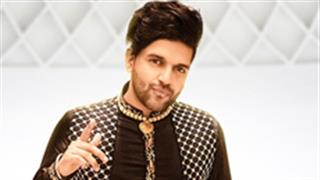 Guru Randhawa reveals Tara - Mira's new song, Ik Gera!