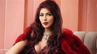 Ishika Taneja works with a fractured arm before the Miss World Tourism competition and still bagged the award