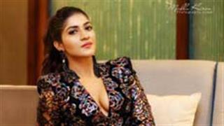 Iti Acharya turns out as a fashionista at the Times Hospitality Icon 2019