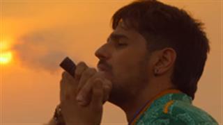 Did you know Sidharth Malhotra's character in ‘Jabariya Jodi’ is a dedicated Shiv Bhakt?