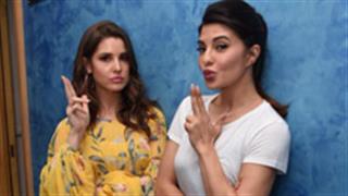 Jacqueline Fernandez takes her 'soul-sister' Amanda Cerny to a Bollywood premiere