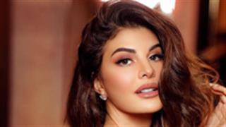 Jacqueline Fernandez spreads smiles on her birthday!