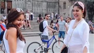 Jacqueline Fernandez dances around the streets of Barcelona like there is no tomorrow, Check out!