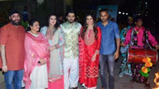 Jai Mummy Di star cast celebrate Lohri, here's a sneak-peek playing their characters off-camera