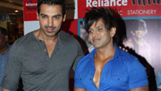 Look out notice issued against Socialite, Businessman Yash Birla