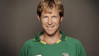 Jonty Rhodes joins Bigg Boss 5