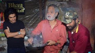 Kaamyaab star Sanjay Mishra and director Hardik Mehta visit hub of Struggling Actors in Mumbai, check it out