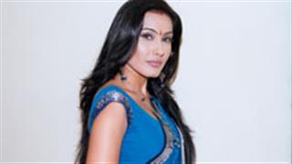 Kamya to mark her return