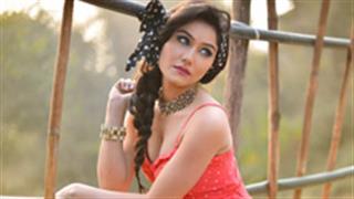 Kangna Sharma turns Singer