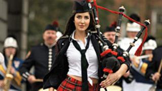 Move over PC - Katrina sings on TV!