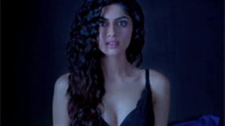 New Seductress! Mahesh Bhatt's new find Sapna Pabbi