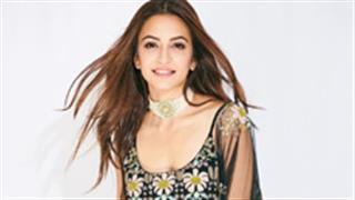 Kriti showing us the royalty and vogue in simplicity