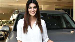 Kriti has a new member in the family!