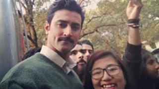 Check Out: Kunal Kapoor's looks in Tigmanshu Dhulia's Raagdesh