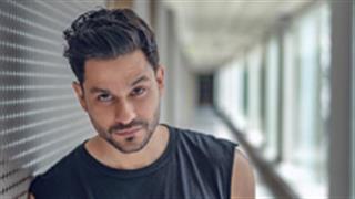 Kunal Kemmu wins hearts with his cool Rockstar image