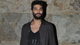 Kunal Rawal's young festive collection leaves Sonam impressed!