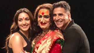 Akshay Kumar and Kiara Advani promote 'Laxmmi Bomb' with transgender rights activist Laxmi Narayan Tripathi!