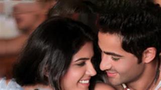 Armaan and Deeksha seek blessings at Bangla Sahib