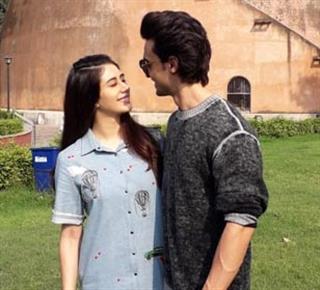 Aayush - Warina visit Heritage site in Patna for Loveratri promotion!