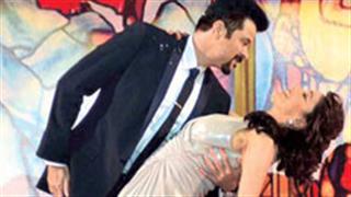 Madhuri Dixit set to make IIFA debut