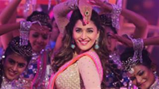 Get set ready for JDJ Finale! Madhuri danced with 32 dancers