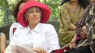 Manisha to adopt baby girl