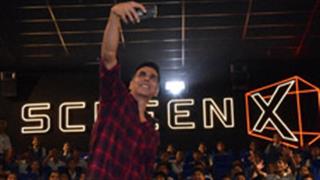 Akshay Kumar watched Mission Mangal with 1000 school kids!