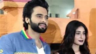 Jackky Bhagnani and Kritika Kamra spurs Mitron's promotion with full energy!