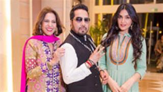 Minu Bakshi and Mika Singh's song DJ Waleya launched
