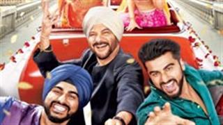 Here's presenting the Mubarakan selfie in this all new poster