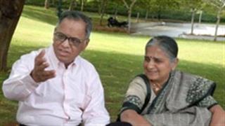 'इनफ़ोसिस' के संस्थापक 'नारायण मूर्ती' और 'सुधा मूर्ती' की बायोपिक एनाउन्स!