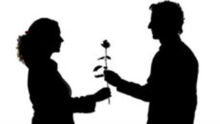 Shot in the dark: Lovestruck married actor falls for this single actress
