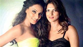 Bipasha walks the ramp for Dino's present girlfriend