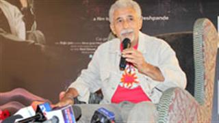 ​​अदाजानिया की दूसरी ​'​कॉकटेल​'​ नहीं चाहते नसीरूद्दीन