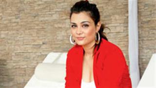 Did Sanjay Dutt's niece Nazia Hussain struggle like any newcomer
