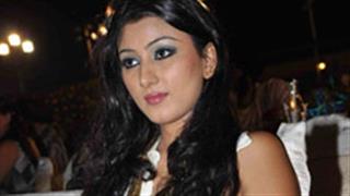 Nikunj Malik threatened, 2 arrested