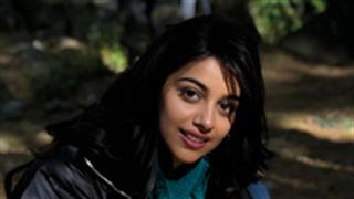 Watch how Banita Sandhu transformed herself to get into the character of Shiuli!