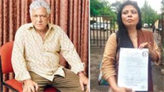 ओमपुरी शहर से बाहर होने का बहाना बना रहे : पत्नी