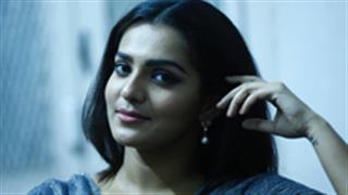 Parvathy reveals why she choose 'Qarib Qarib Singlle'!