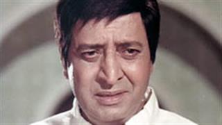 Pran doing fine, says Big B