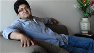 Songs are becoming like jingles: Prasoon Joshi
