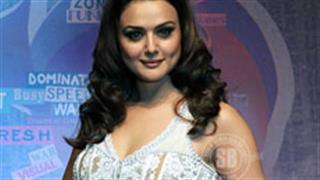 CCTV footage does not support Preity Zinta's molestation charge against Ness Wadia