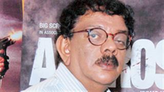 Shreyas is happy to work with Priyadarshan