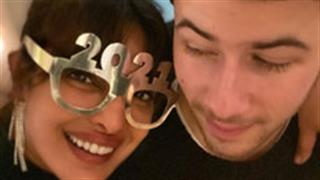 Priyanka Chopra is looking for a bright 2021, with hubby Nick Jonas, shares selfies!