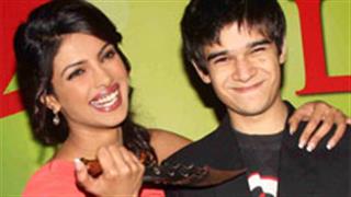 I wasn't nervous performing with dad Naseer: Vivaan