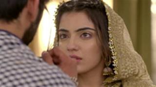 Qurbaan Hua 18 January 2021 Spoiler: Chahat finally meets a disguised Neel!