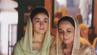 Soni Razdan talks about playing Alia's mother in Raazi!