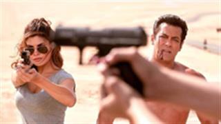 Jacqueline looks ruthless in new 'Race 3' still
