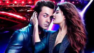 Salman Khan unveils new poster of 'Race 3'!